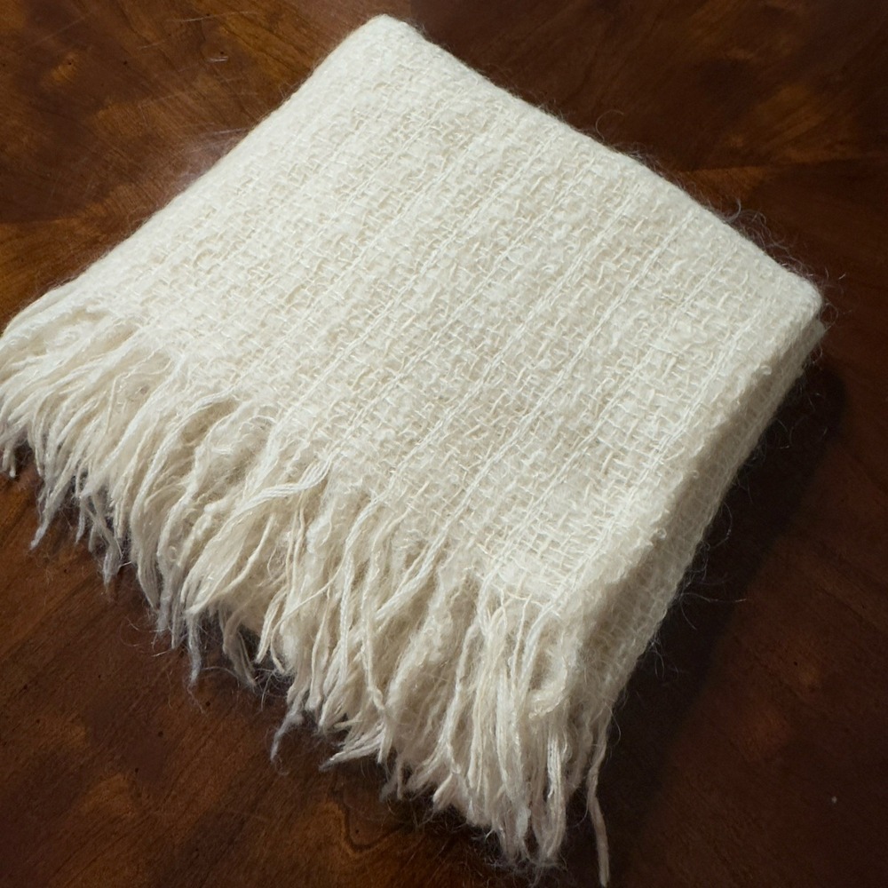 Avoca Handweavers Ireland Pure Wool Fringed Throw Warm Scarf Cream 40x40 " Vtg
